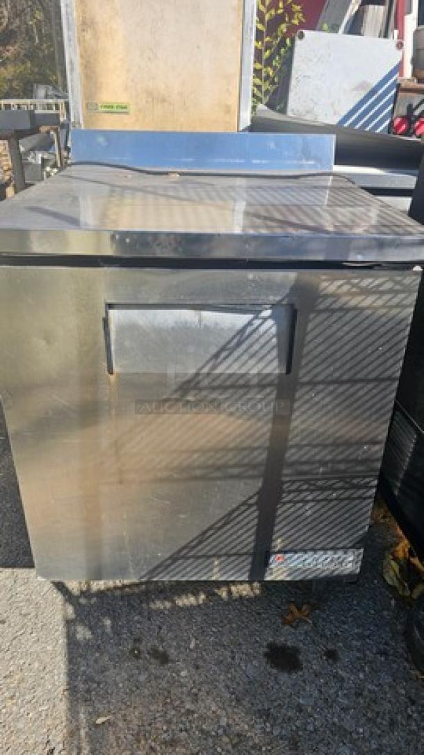 True TWT-27F Worktop Freezer with Backsplash - Image 1 of 4