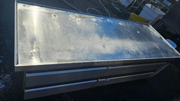 Commercial Stainless Steel Chef Base. Needs Cleaned Has a few dents on the front *See Pictures* Was working when removed - Image 4 of 7