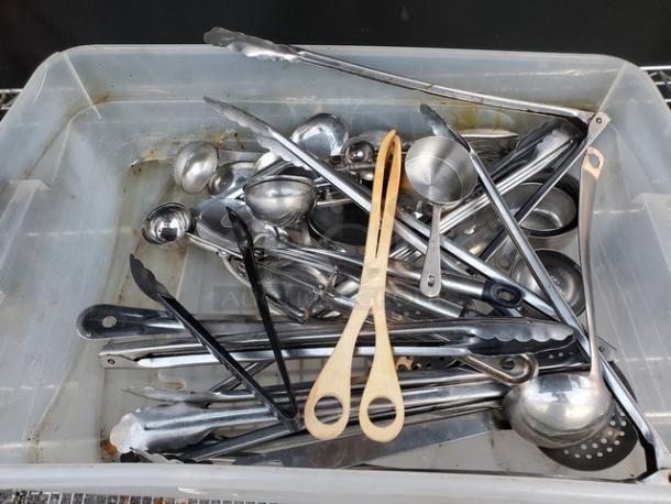 Lot of Miscellaneous Spoons & Tongs - Image 1 of 1