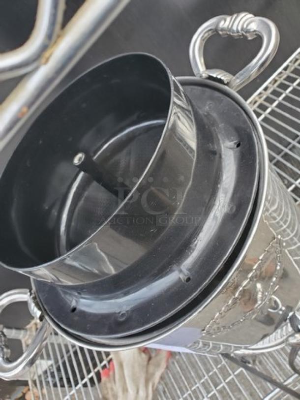 Farberware Automatic Presentation Coffee Percolator Urn. 120V, 60 Hz - Image 4 of 5