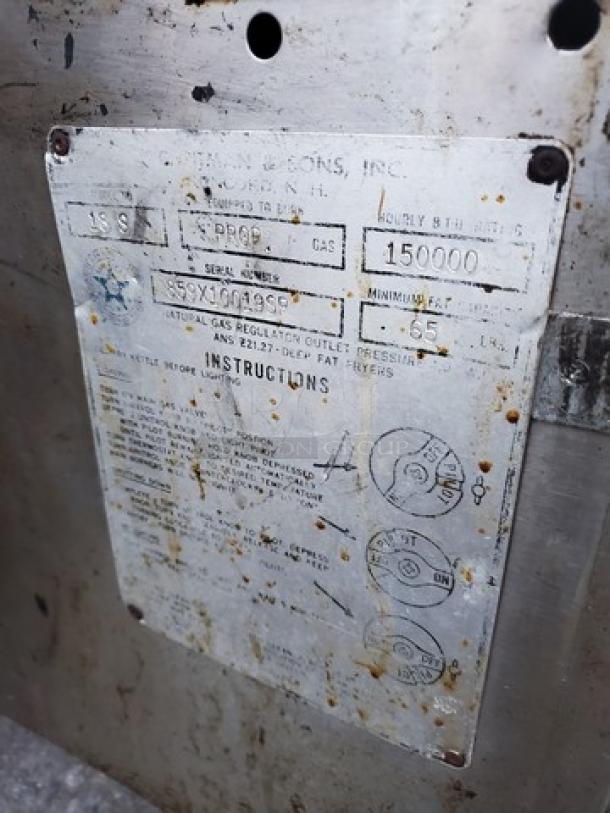 Pitco Frialator Stainless Steel Propane Floor Fryer! - Image 7 of 7