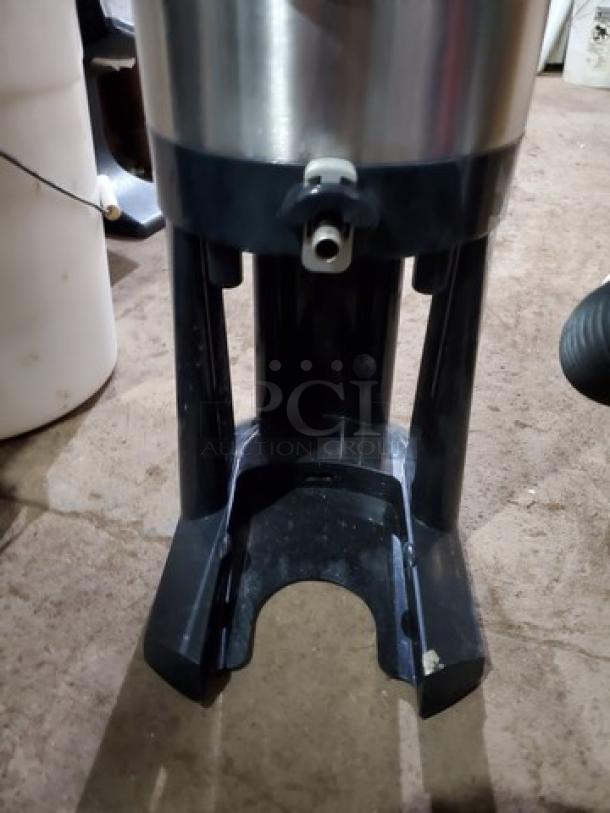 Fetco Luxus L3D-10 Series Thermal Dispenser. Missing Faucet and drip tray. Dented on the back side. - Image 2 of 4