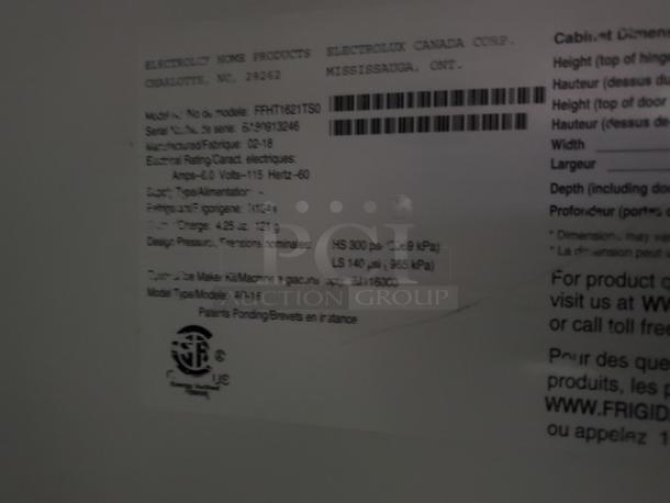 Frigidaire Top Freezer Refrigerator. 6 Amps, 115V, 60 Hz - Image 6 of 7