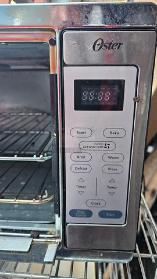 Oster Toaster Oven - Image 3 of 4