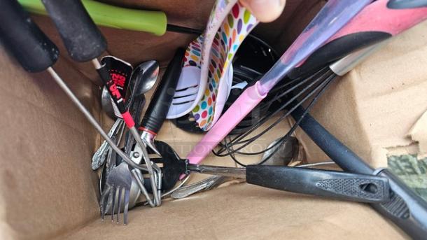 Lot of Miscellaneous Kitchenware - Image 2 of 3