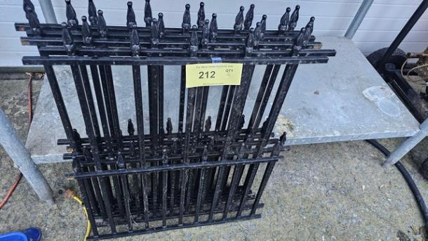 Small Fence. 5 Sections. (5xBid) - Image 2 of 3