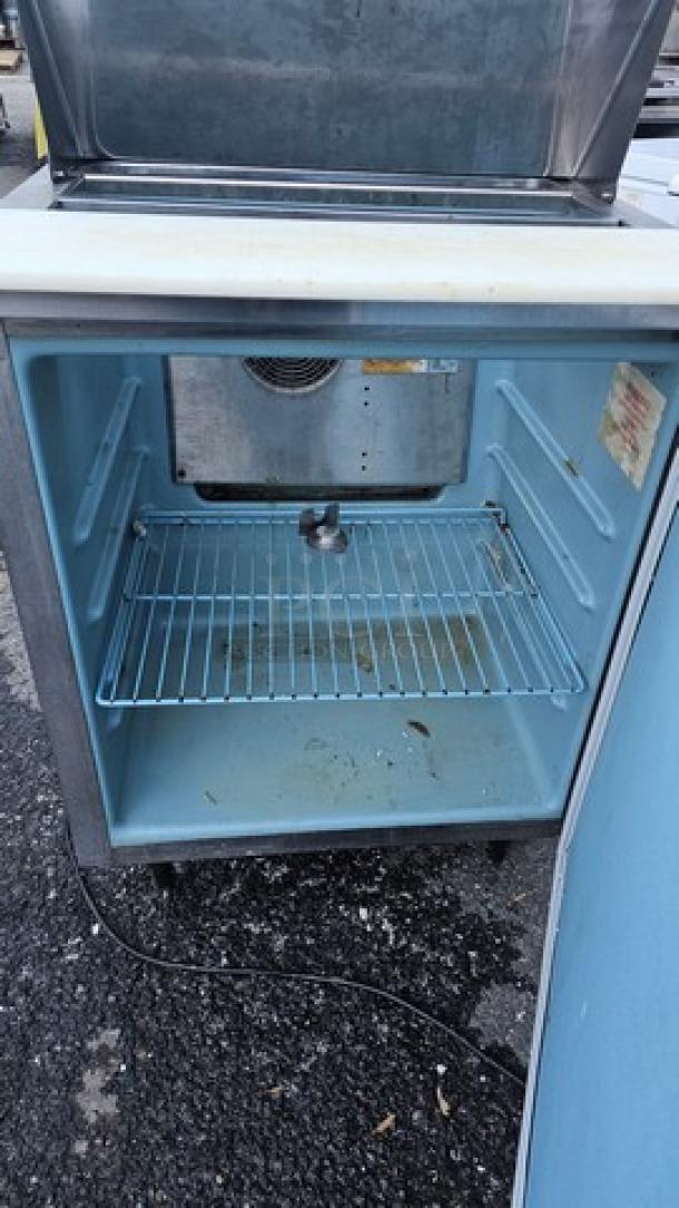 Delfield Single Door Sandwich Table - Image 3 of 4