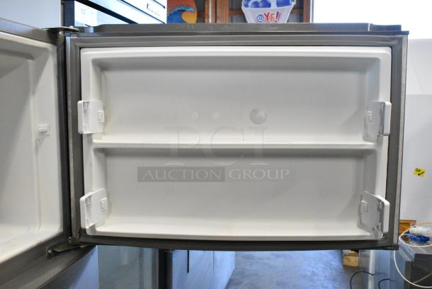 2016 Whirlpool WRT511SZDM00 Stainless Steel Cooler w/ Freezer. 115 Volts, 1 Phase. Tested and Working! - Image 3 of 6