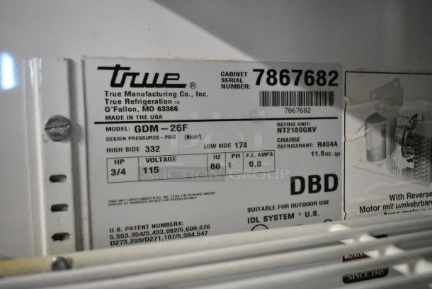 True GDM-26F Metal Commercial Single Door Reach In Freezer Merchandiser w/ Poly Coated Racks. 115 Volts, 1 Phase. Tested and Working! - Image 5 of 5