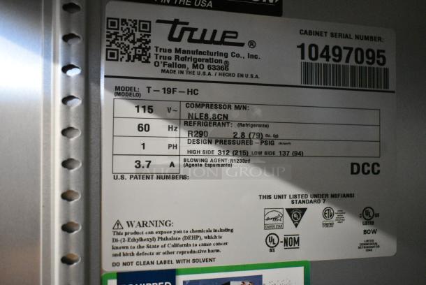 True T-19F-HC Stainless Steel Commercial Single Door Reach In Freezer w/ Poly Coated Racks and Commercial Casters. 115 Volts, 1 Phase. Tested and Working! - Image 5 of 5