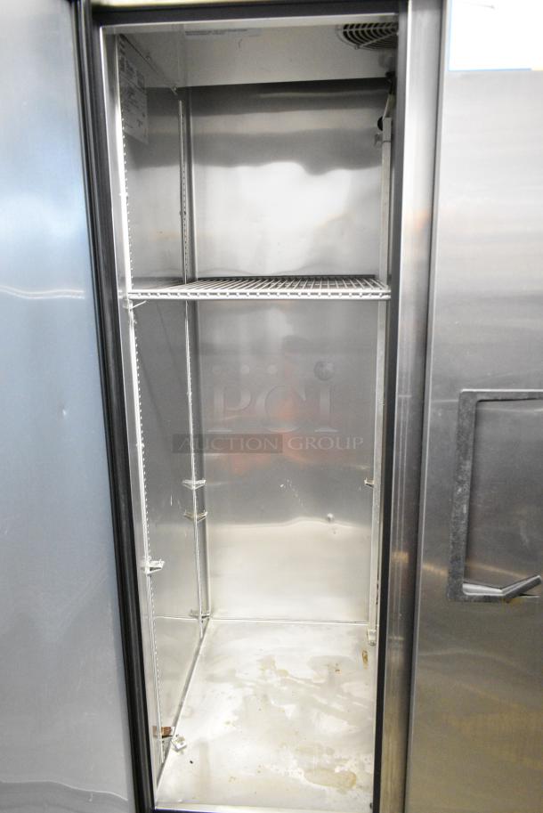 2018 True T-35-HC Stainless Steel Commercial 2 Door Reach In Cooler w/ Poly Coated Racks on Commercial Casters. 115 Volts, 1 Phase. Tested and Working! - Image 5 of 7