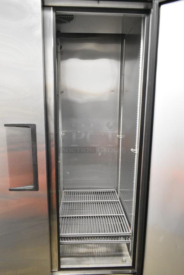 2018 True T-35-HC Stainless Steel Commercial 2 Door Reach In Cooler w/ Poly Coated Racks on Commercial Casters. 115 Volts, 1 Phase. Tested and Working! - Image 6 of 7