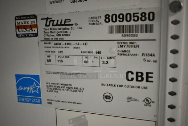 True GDM-41SL-54-LD Metal Commercial 2 Door Reach In Cooler Merchandiser w/ Poly Coated Racks. 115 Volts,1 Phase. Tested and Working! - Image 6 of 6