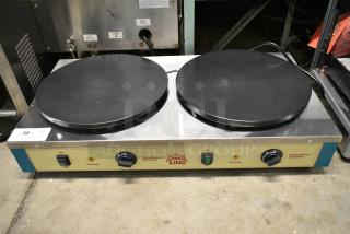 BRAND NEW SCRATCH AND DENT! Carnival King 382TCM16DBL Stainless Steel Commercial Countertop 2 Burner Crepe Maker. 208-240 Volts, 1 Phase.
