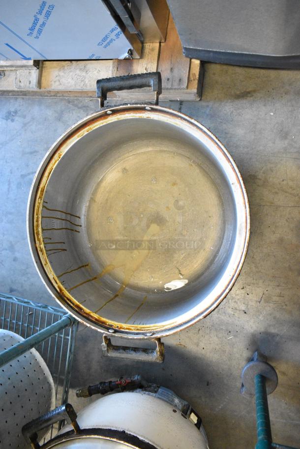 2 Amko AK-55RC Metal Countertop Natural Gas Powered Rice Cooker. 35,000 BTU. 2 Times Your Bid! - Image 4 of 7