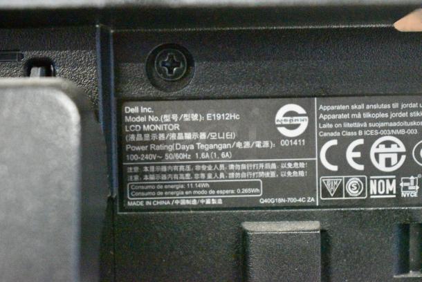 3 Various Computer Monitors Including Dell E1912Hc, 2 HP Le1711. 3 Times Your Bid! - Image 3 of 7