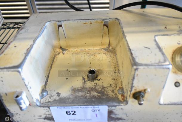 Edlund Metal Commercial Countertop Pastry Dough Filler. Tested and Working! - Image 2 of 4