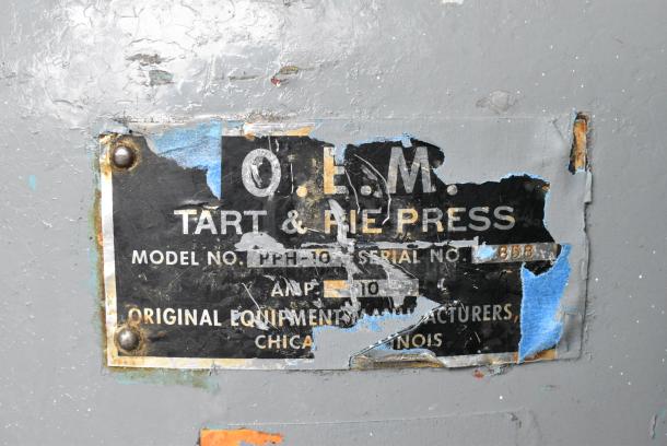 Metal Commercial Floor Style Pie Press. Tested and Powers On But Parts Do Not Move - Image 7 of 7