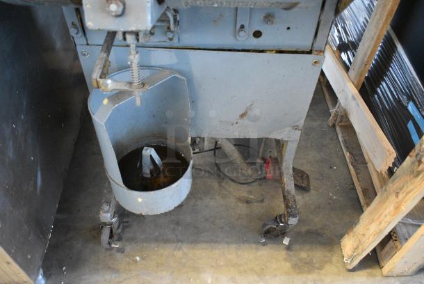 Tom TM-45 Metal Commercial Floor Style Tying Machine on Commercial Casters. Tested and Working! - Image 2 of 7