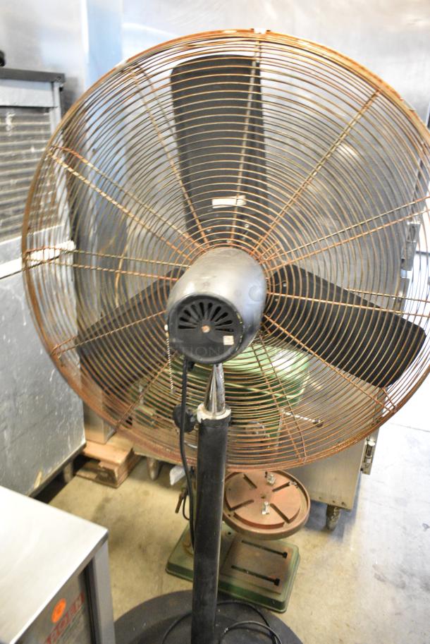 TPI Metal Floor Style Fan. 115 Volts, 1 Phase. Tested and Working! - Image 3 of 3