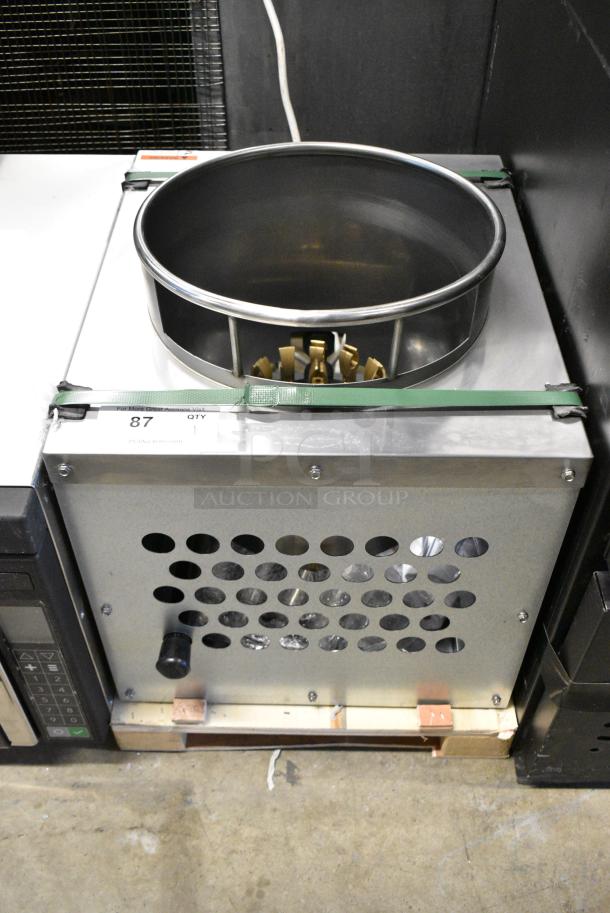 BRAND NEW SCRATCH AND DENT! Cooking Performance Group CPG 351WOKR13N Stainless Steel Commercial Single Burner Natural Gas Powered Wok Range. 95,000 BTU. - Image 1 of 5