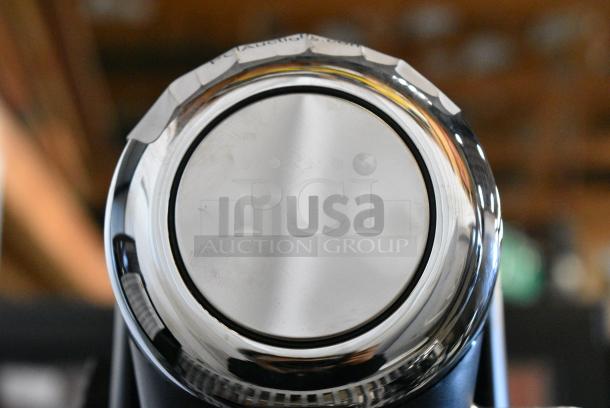 BRAND NEW SCRATCH AND DENT! Imusa GAU-18217 Countertop Espresso Machine w/ 2 Portafilters. 120 Volts, 1 Phase. - Image 4 of 8