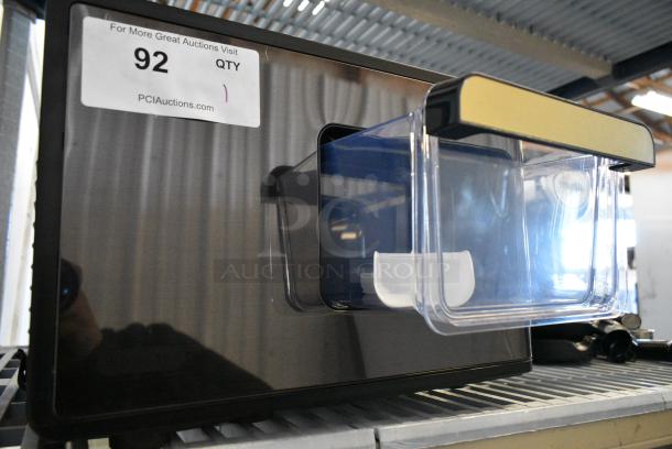 BRAND NEW SCRATCH AND DENT! Whynter IBX-388BG SonicSnö Countertop Nugget Ice Maker 40lbs/24hrs with Removable Ice Drawer, Chewable Pebble/Sonic Type Ice in Black and Gold Stainless Steel Finish. 110-120 Volts, 1 Phase. Tested and Working! - Image 4 of 5