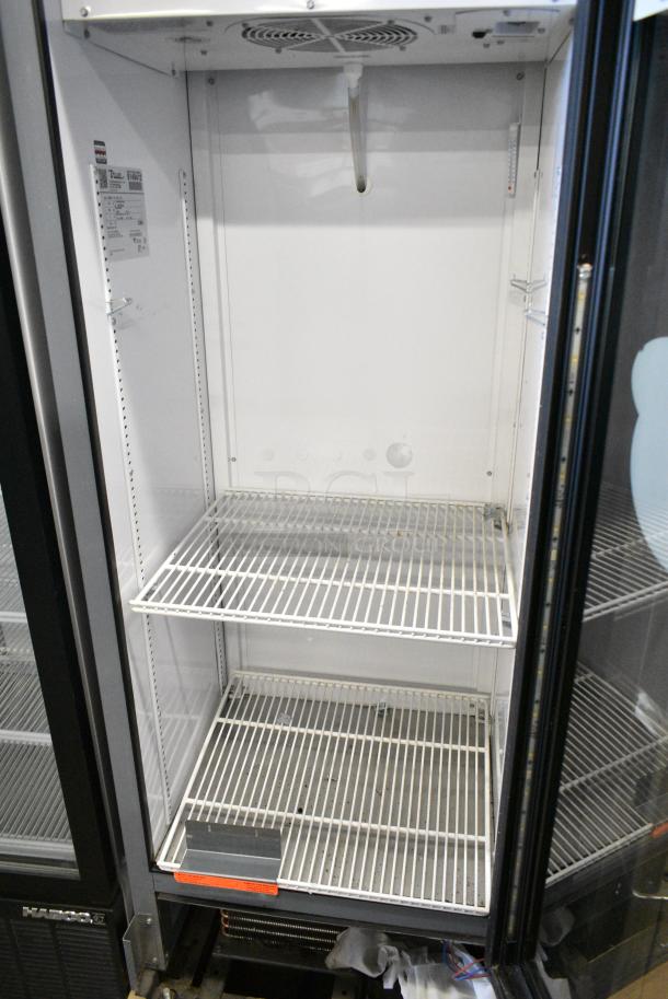 True GDM-12-HC-LD Metal Commercial Single Door Reach In Cooler Merchandiser w/ Poly Coated Racks. 115 Volts, 1 Phase. Tested and Working! - Image 3 of 6