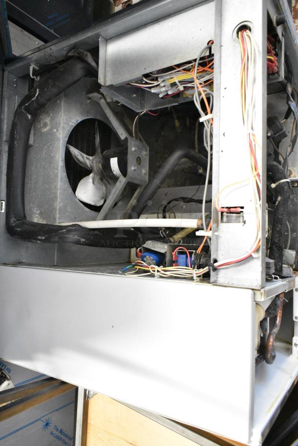 Hoshizaki KML-451MAH Stainless Steel Commercial Ice Head. 115-120 Volts, 1 Phase. - Image 6 of 7