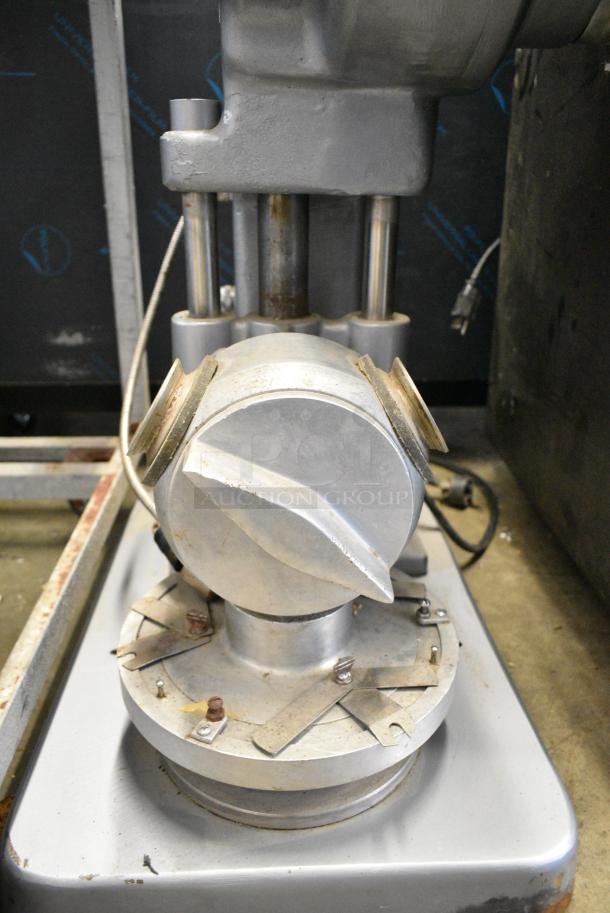 Kaiser D-300 Metal Commercial Countertop Manual Pie Press. 115 Volts, 1 Phase. - Image 3 of 4