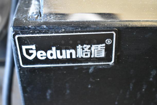 LIKE NEW! Gedun Metal Commercial Floor Style Deli Display Case Merchandiser on Commercial Casters. 208 Volts, 1 Phase. - Image 2 of 9
