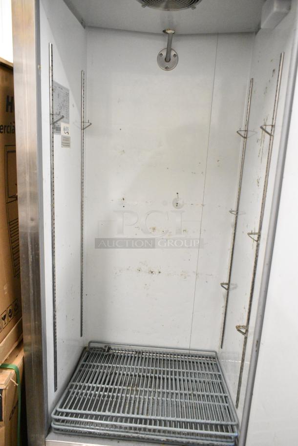 Avantco 178A19FHC Stainless Steel Commercial Single Door Reach In Freezer on Commercial Casters. 115 Volts, 1 Phase. Tested and Working! - Image 5 of 7