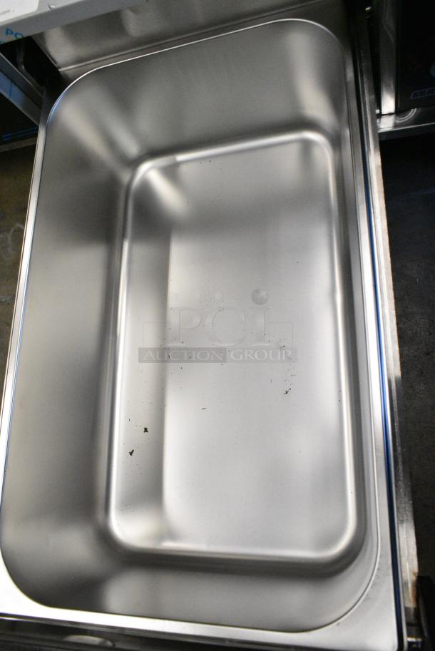 BRAND NEW SCRATCH AND DENT! 2024 ServIt 423WDNFS1 Stainless Steel Commercial Countertop Single Drawer Warming Drawer. 120 Volts, 1 Phase. Tested and Working! - Image 6 of 7