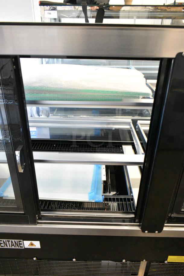 BRAND NEW SCRATCH AND DENT! Avantco 193BC72HCB Stainless Steel Commercial Floor Style Deli Display Case Merchandiser. 115 Volts, 1 Phase. Tested and Working! - Image 5 of 8