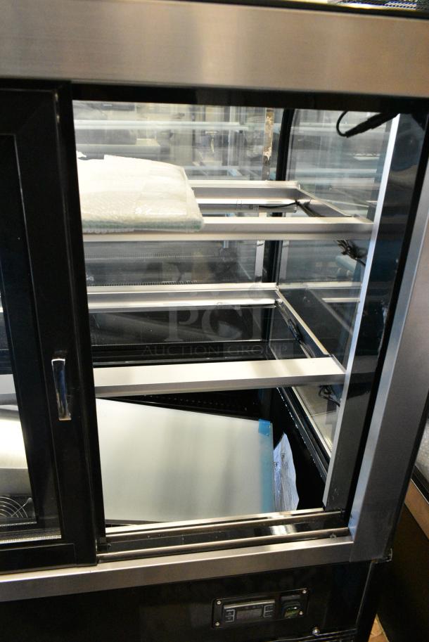 BRAND NEW SCRATCH AND DENT! Avantco 193BC72HCB Stainless Steel Commercial Floor Style Deli Display Case Merchandiser. 115 Volts, 1 Phase. Tested and Working! - Image 7 of 8
