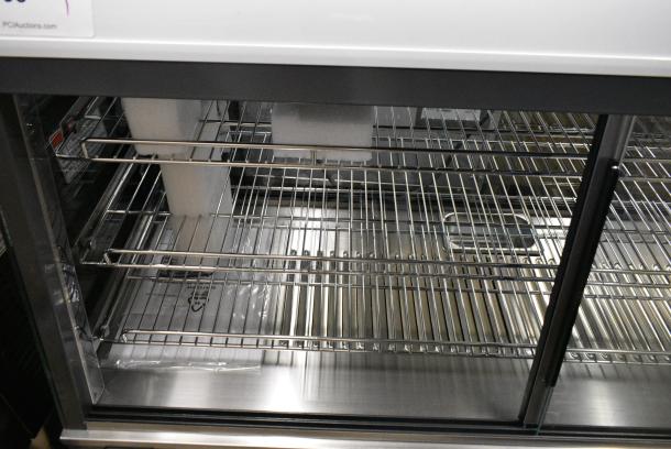 BRAND NEW SCRATCH AND DENT! KoolMore HDC-6C Commercial 48" Countertop Food Warmer Display Case Merchandiser with LED Lighting and Front Sliding Door. 115 Volts, 1 Phase. Tested and Working! - Image 5 of 9