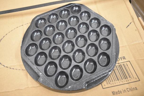 BRAND NEW SCRATCH AND DENT! Lot of 30 Various Waffle Maker Inserts Including 348WMXPBUBBLE Estella WMXPBUBBLE Bubble Waffle Plate for MX1A and MX2A - Image 2 of 5