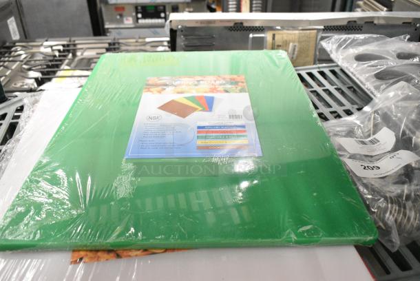 6 BRAND NEW SCRATCH AND DENT! Various Cutting Boards Including San Jamar CBG912GN, Winco CBBU-1824, Winco CBGR-1824, Winco CBRD-1824, Winco CBWT-1824, . 6 Times Your Bid! - Image 6 of 11