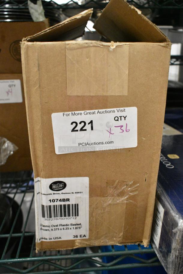 BRAND NEW SCRATCH AND DENT! Box of 36 Tablecraft 1074BR 9 1/4" x 6" x 1 3/4" Brown Classic Oval Plastic Basket - Image 2 of 4