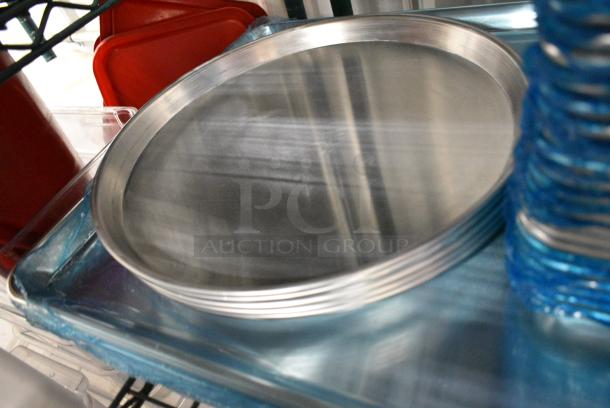 32 BRAND NEW SCRATCH AND DENT! Various Metal Baking Pans. 32 Times Your Bid! - Image 4 of 4