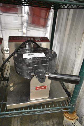 BRAND NEW SCRATCH AND DENT! 2023 Estella 348WBMX1A Stainless Steel Commercial Countertop Waffle Maker. 120 Volts, 1 Phase. Tested and Working!