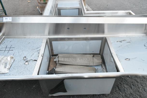 BRAND NEW SCRATCH AND DENT! Regency Stainless Steel Single Bay Sink w/ Dual Drain Boards. - Image 2 of 3