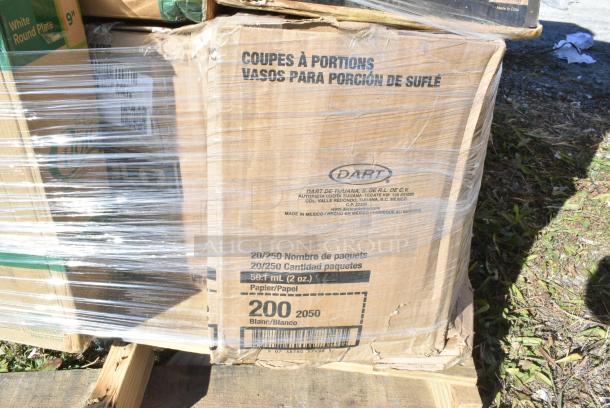 30 BRAND NEW IN BOX! Items Including 2 Box 127RDTFLBULK Choice Microwavable Translucent Customizable Recessed Fit Deli Lid - 500/Case, Noble Clear Vinyl Gloves, 50012W Choice 12 oz. White Poly Paper Hot Cup - 1000/Case, 5002TP3X496E Lavex 3 1/2" x 4 1/4" Individually-Wrapped 2-Ply Standard 500 Sheet Toilet Paper Roll - 96/Case, 2 Box 395RPO9 EcoChoice No PFAS Added Bamboo / Bagasse Blend 9" Plate - 500/Case, 795PTOBK3 Choice 7 3/4" x 5 1/2" x 2 1/2" Black Microwavable Folded Paper #3 Take-Out Container - 200/Case. 30 Times Your Bid! - Image 12 of 12