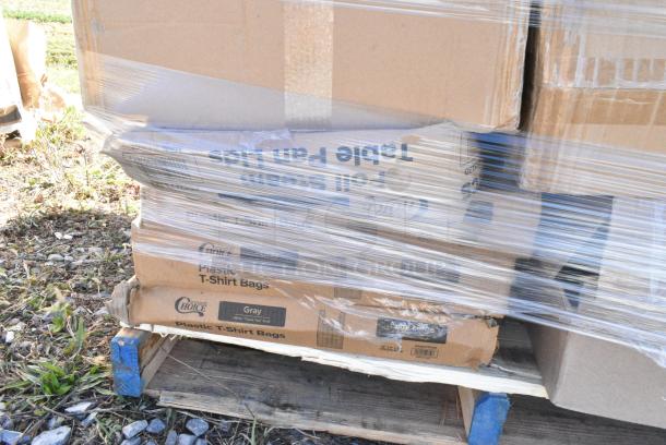 37 BRAND NEW IN BOX! Items Including 167MS002MCXL Lavex White 53 GSM Heavy Weight Microporous Polypropylene Zipper Front Long Sleeve Coveralls with Elastic Wrists and Ankles - XL - 25/Case, 127P100C Choice 1 oz. Clear Plastic Souffle Cup / Portion Cup - 2500/Case, 4 Box 433NHT006 Choice Extra Large Size Grey "Thank You" Medium-Duty Plastic T-Shirt Bag - 450/Case, 6 Box Chicopee 0041 Chix® SC 13" x 21" White Standard-Duty Foodservice Towel - 150/Case, 5008DWALLW Choice 8 oz. Tall White Smooth Double Wall Paper Hot Cup - 500/Case, 2 Box 50012DWALLC Choice 12 oz. Coffee Break Print Smooth Double 433NHT006Wall Paper Hot Cup - 500/Case. 37 Times Your Bid! - Image 7 of 12