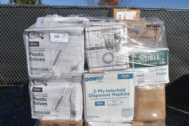 34 BRAND NEW IN BOX! items Including 4 Box 130WHKNIFEWX Choice White Extra Heavy Weight Wrapped Plastic Knife - 1000/Case, 966UPWIDEKFT-500 OneUp by Choice Kraft 2-Ply Wide Interfold 6 1/2" x 8 1/2" Dispenser Napkin - 6000/Case, 6 Box 130WBKFORKH Choice Black Heavy Weight Wrapped Plastic Fork - 1000/Case, 3 Box Choice Steam Table Pan Lids, CKC13575CL CakePAK Lids. 34 Times Your Bid! - Image 3 of 9