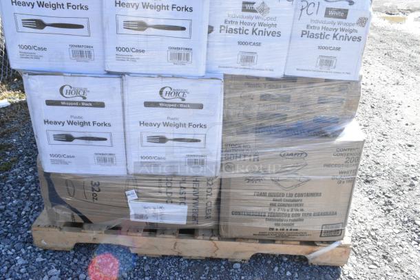 34 BRAND NEW IN BOX! items Including 4 Box 130WHKNIFEWX Choice White Extra Heavy Weight Wrapped Plastic Knife - 1000/Case, 966UPWIDEKFT-500 OneUp by Choice Kraft 2-Ply Wide Interfold 6 1/2" x 8 1/2" Dispenser Napkin - 6000/Case, 6 Box 130WBKFORKH Choice Black Heavy Weight Wrapped Plastic Fork - 1000/Case, 3 Box Choice Steam Table Pan Lids, CKC13575CL CakePAK Lids. 34 Times Your Bid! - Image 5 of 9