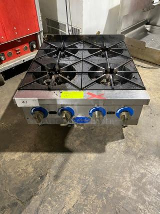 Globe Commercial Natural Gas Powered Countertop 4 Burner Range! All Stainless Steel Body! On Legs! Working When Removed!