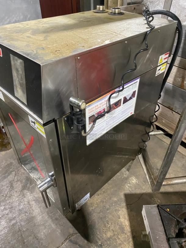 Blodgett Commercial Electric Powered Boilerless Mini Combi Oven! All Stainless Steel! With Built In Pan Rack! With Android Based Touch Screen Control! With Hand Shower Attachment!  On Legs! 208V 3 Phase! Model: BLCT-10E SN: 011918BT115S! Working When Removed! - Image 2 of 10