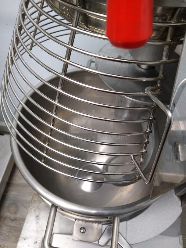 BRAND NEW PREPLINE PHLM30B-T 30 Qt. Heavy Duty Gear Driven Planetary Mixer with Timer TESTED AND WORKING - Image 4 of 9