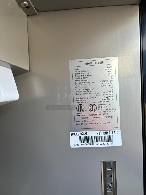 BRAND NEW SCRATCH & DENT DUKERS COMMERCIAL REACH IN FREEZER - Image 6 of 6